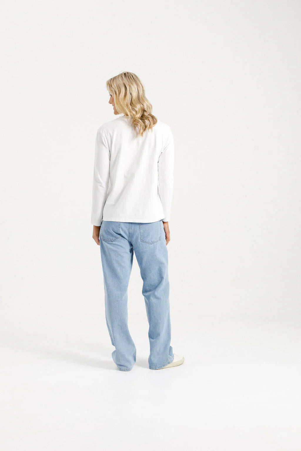 Long Sleeve Chris Tee - White - HOME-LEE Top NZ LUMA