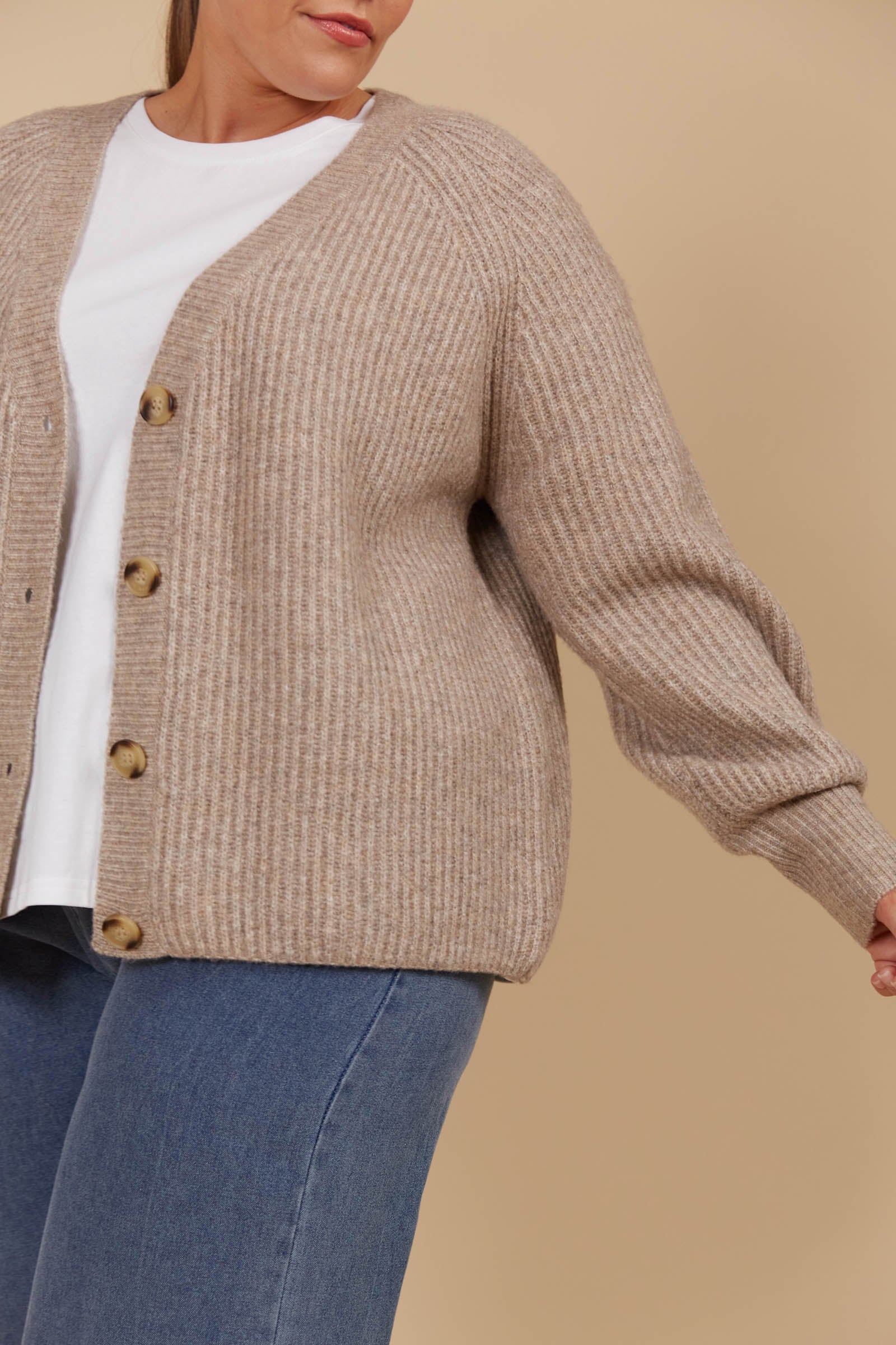 Miru Cardigan - Taupe - ISLE OF MINE
