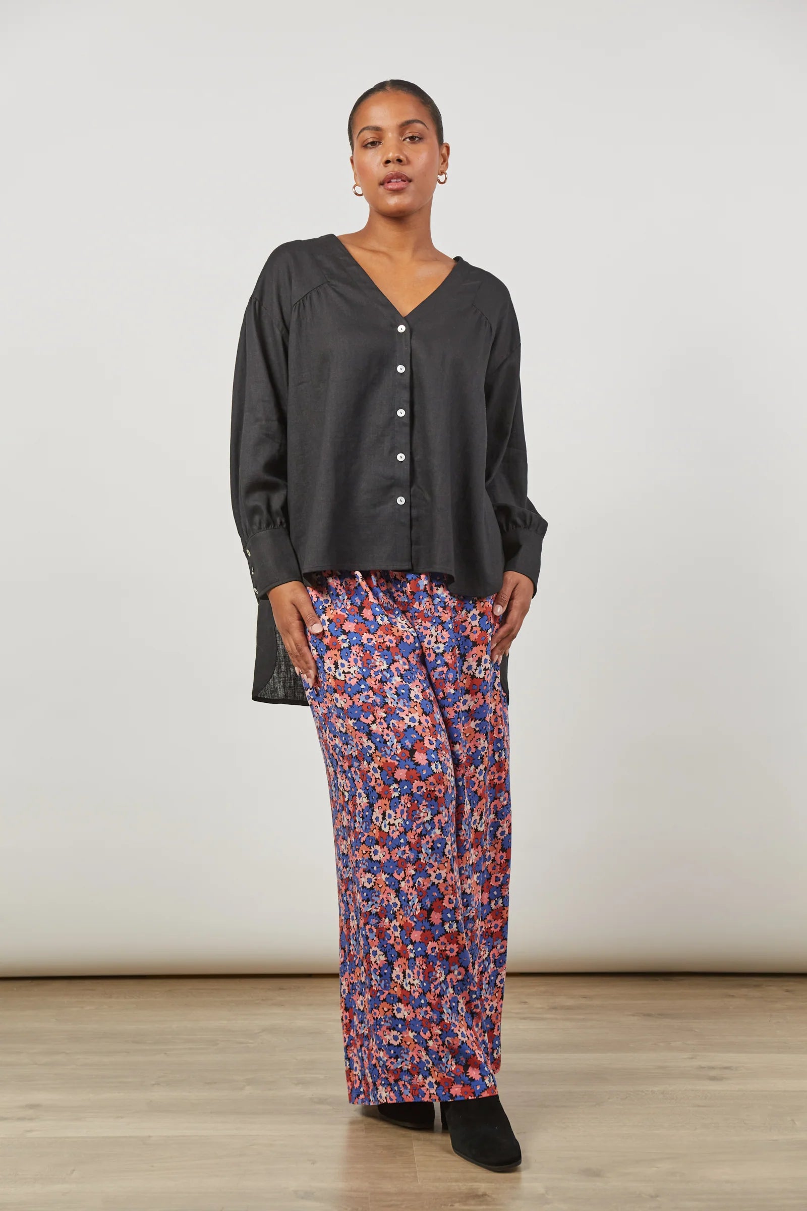 Panorama Blouse - Onyx - ISLE OF MINE