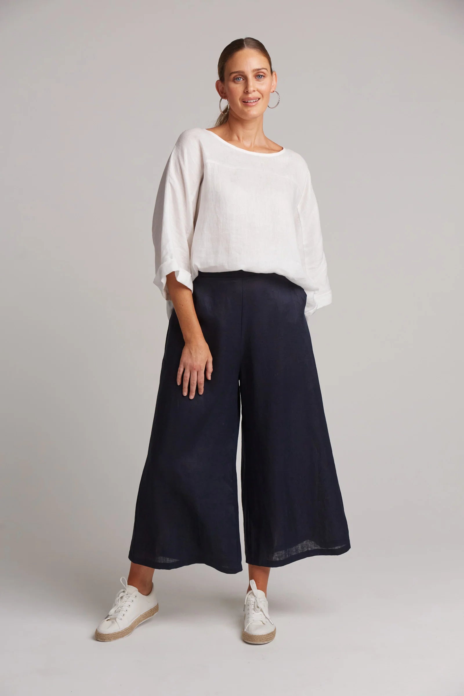 Studio Crop Pant - EB&IVE Pant Large Small X Small X Large Medium Navy NZ LUMA