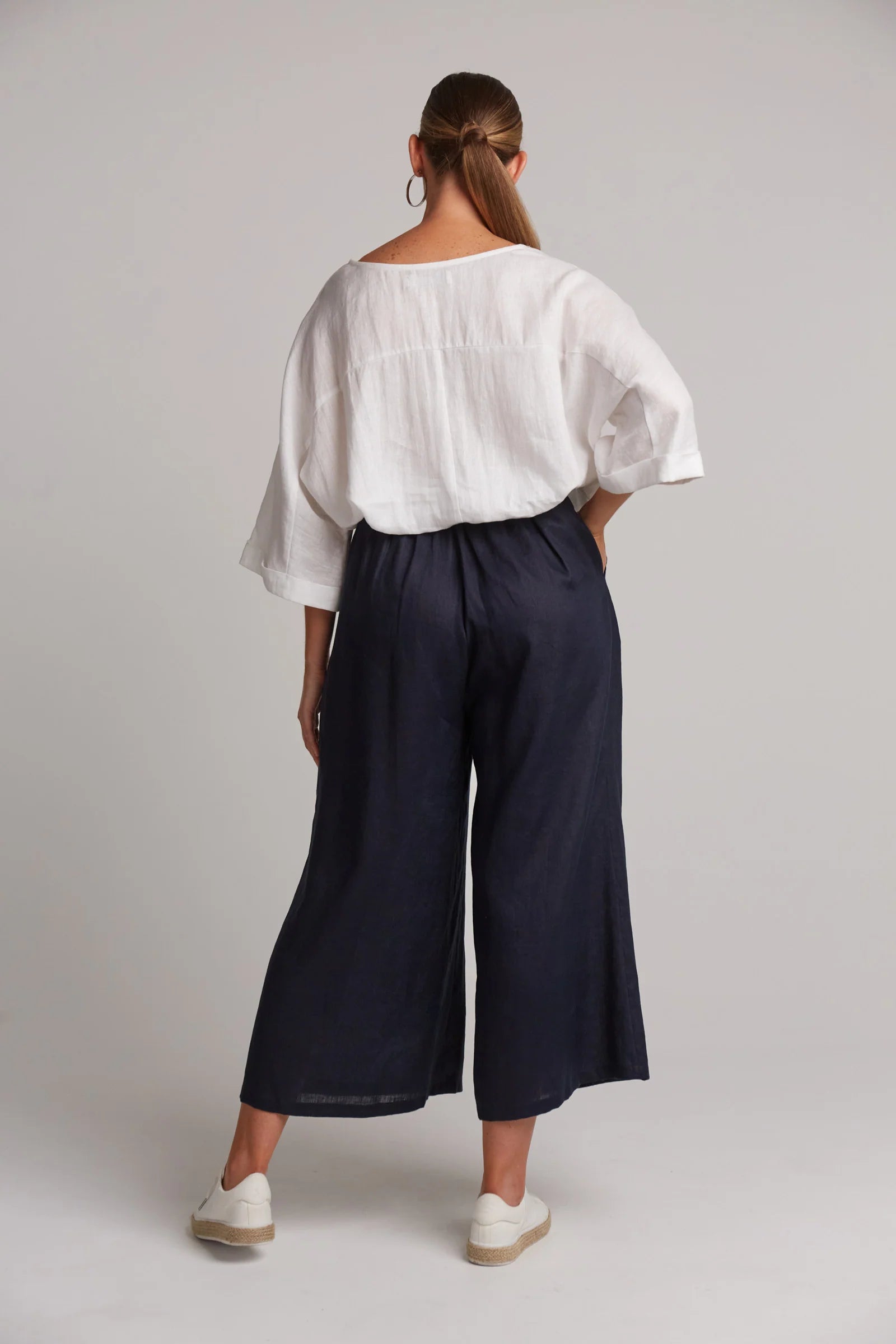 Studio Crop Pant - EB&IVE Pant NZ LUMA