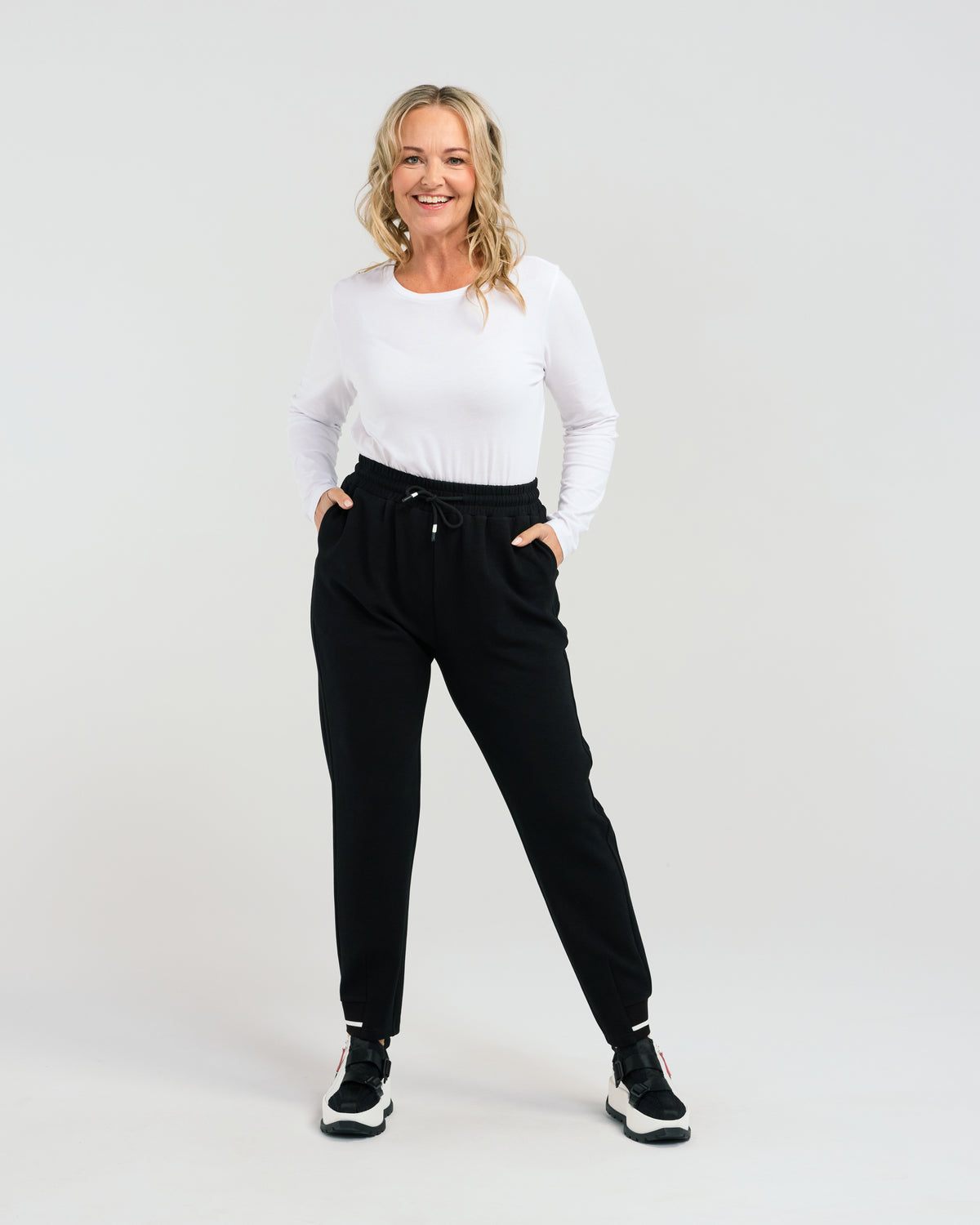 Victoria Pant - Black - SEDUCE Pant NZ LUMA