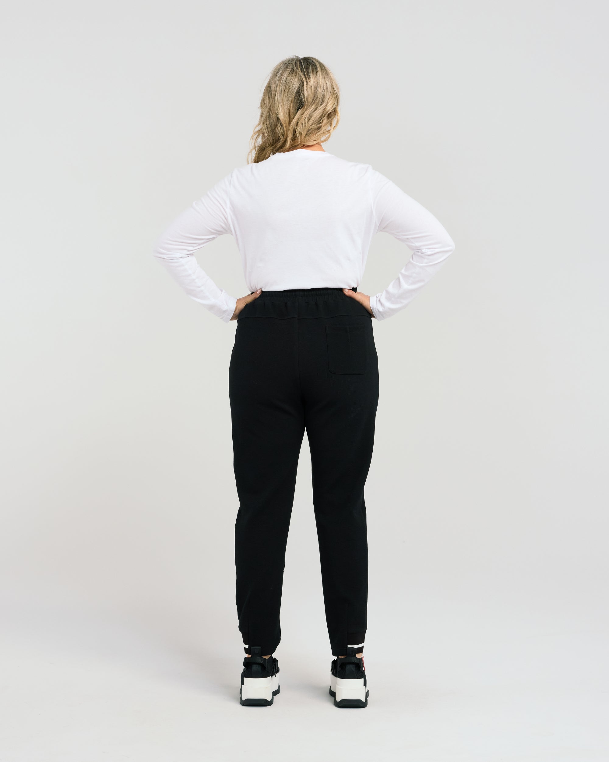 Victoria Pant - Black - SEDUCE Pant NZ LUMA