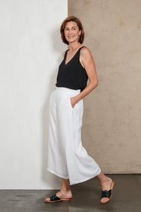 Studio Crop Pant - EB & IVE Pant NZ LUMA