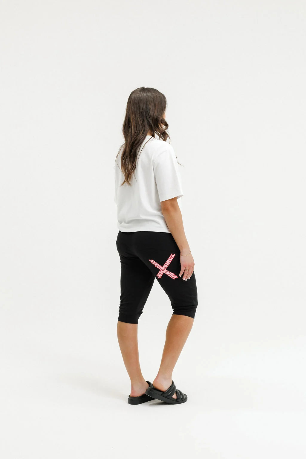 HOME LEE 3/4 Apartment Pants - Black w Cherry Blush Squiggle