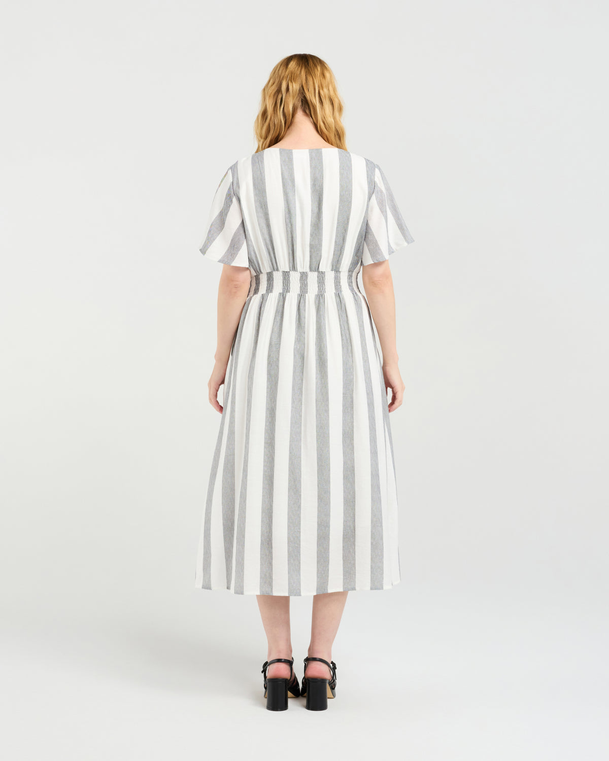 Amara Dress - Pebble Shore - SEDUCE Dress NZ LUMA