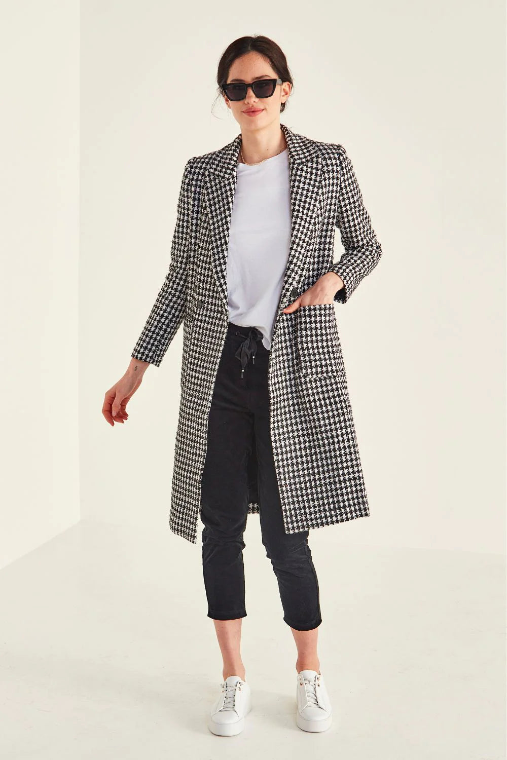 Jude Coat - Houndstooth - LEMON TREE Jacket NZ LUMA