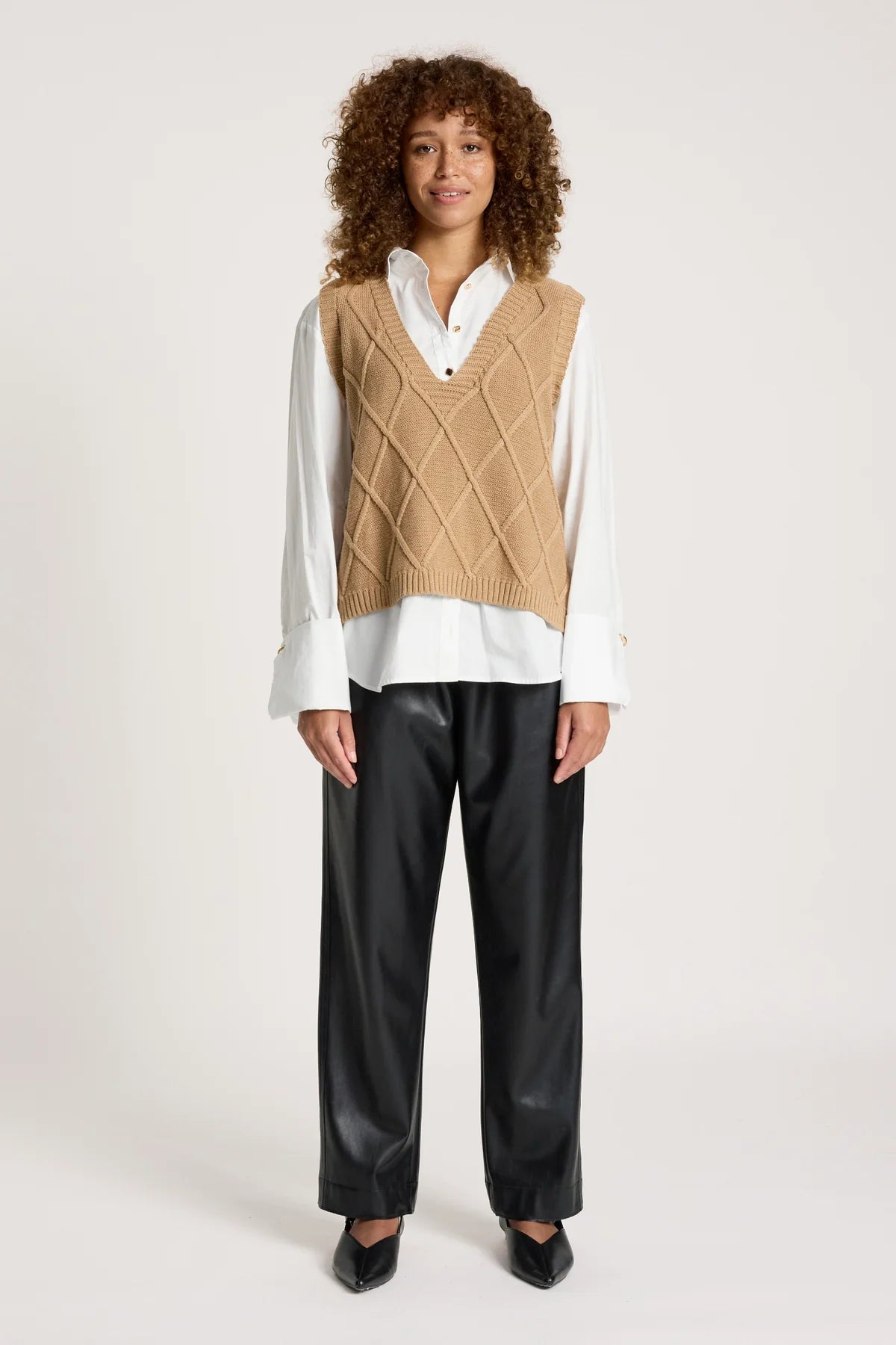 Liora Knit Vest - EB+iVE