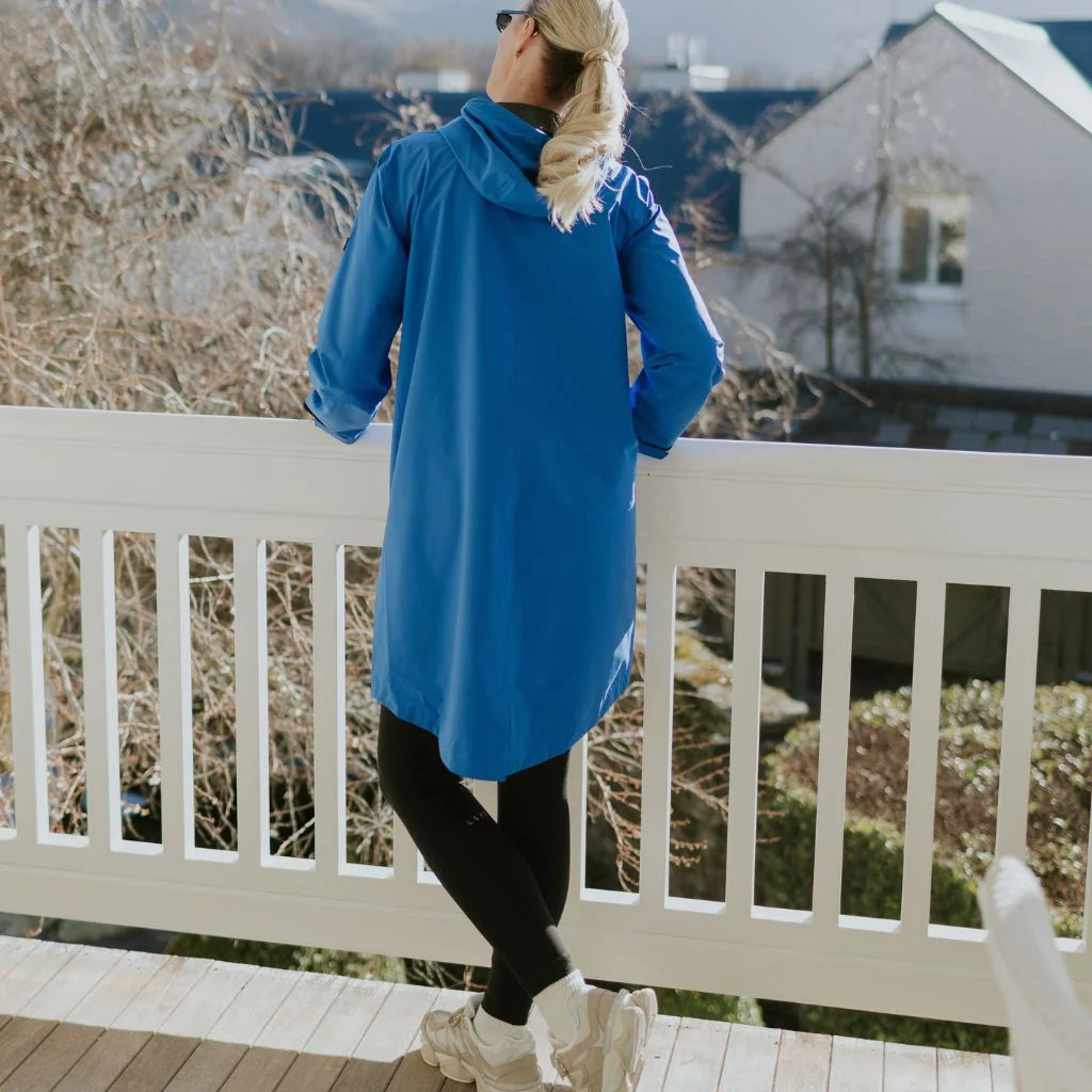 MOKE - Georgie Packable Rain Coat - Dazzling Blue