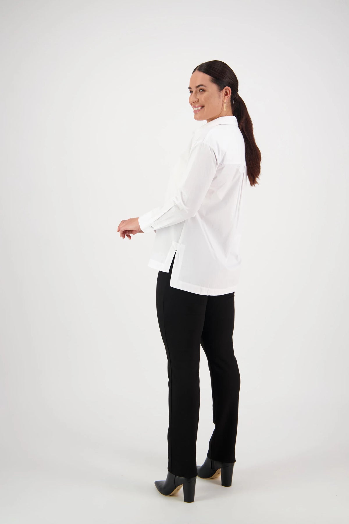 Shirt with Contrast Stitching and Side Splits - White/Ink - VASSALLI