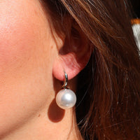 Steel Me Silver Round Pearl Earrings - FABULEUX VOUS Accessories NZ LUMA