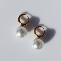 Steel Me Yellow Gold Round Pearl Earrings - FABULEUX VOUS Accessories NZ LUMA