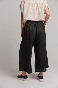 Studio Crop Pant - EB&IVE Pant NZ LUMA