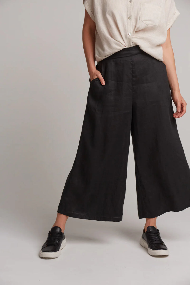 Studio Crop Pant - EB&IVE Pant NZ LUMA