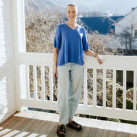 MOKE -Zoe V Neck Tee- Dazzling Blue