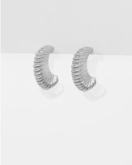 Flat Scalloped Hoop Silver Earring - STELLA + GEMMA Accessories NZ LUMA
