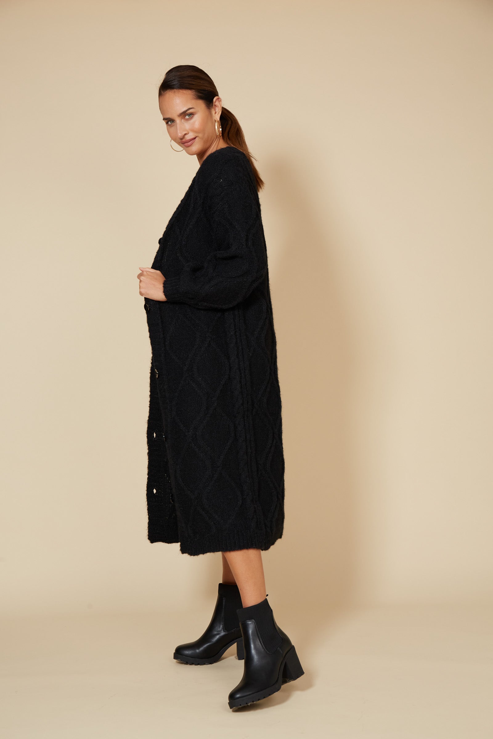 Howie Cable Cardigan - EB & IVE Top NZ LUMA