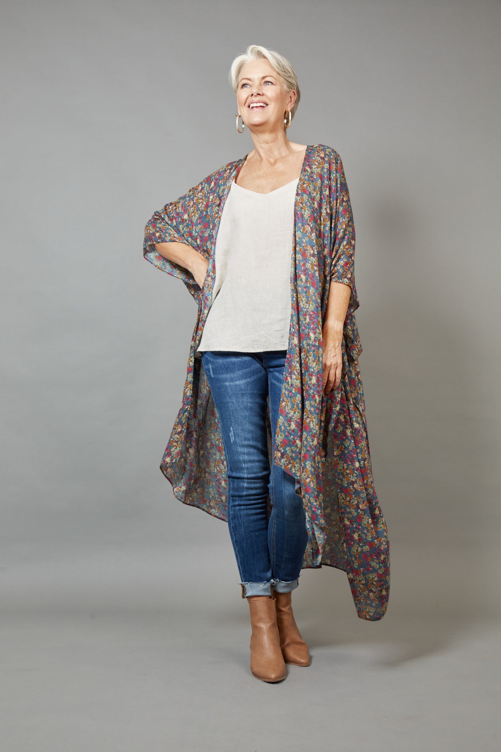 Milli Cape Floral - EB&IVE Top NZ LUMA
