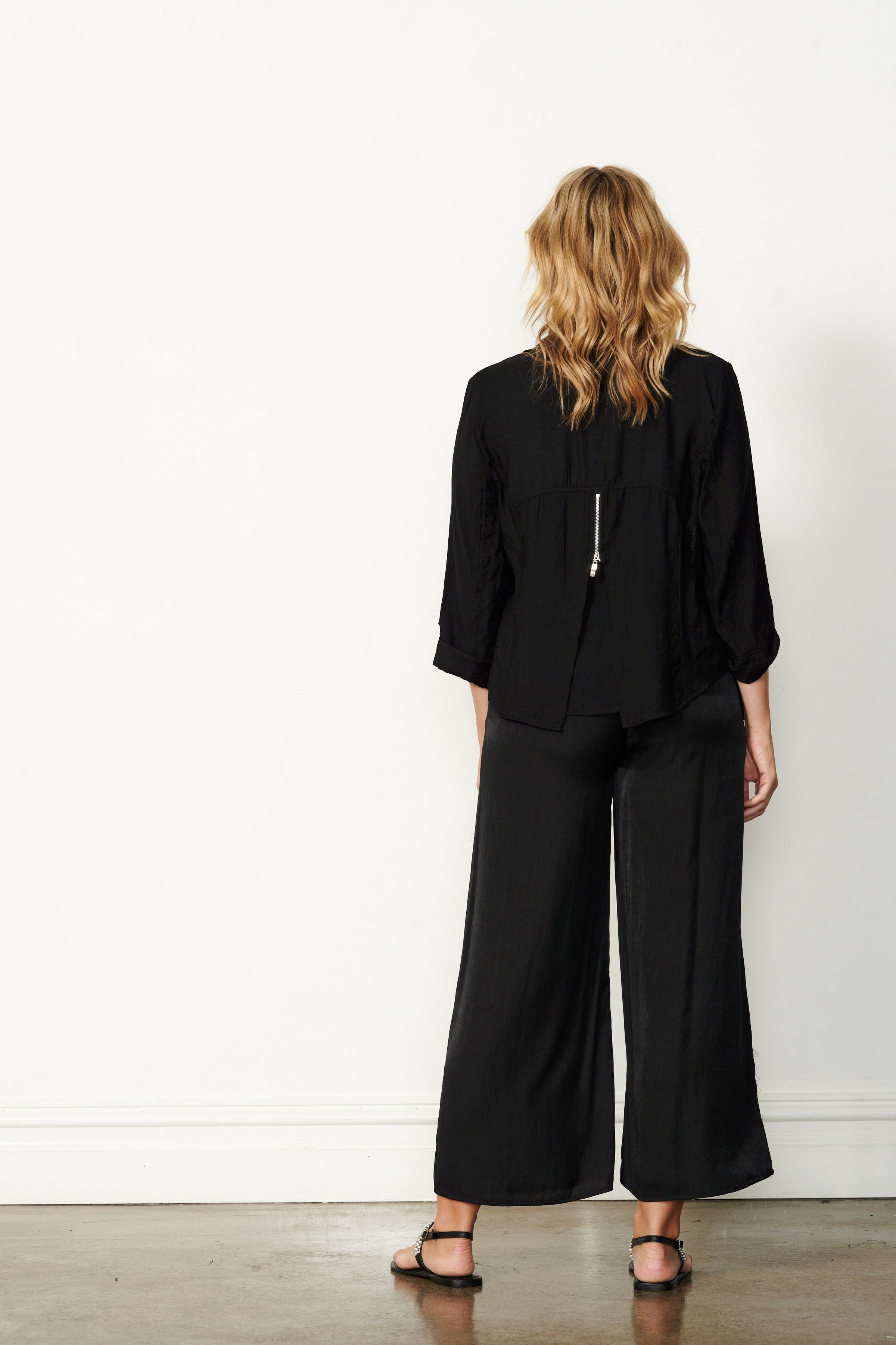 Summer Jacket with Back Detail - HOLMES & FALLON Jacket NZ LUMA 